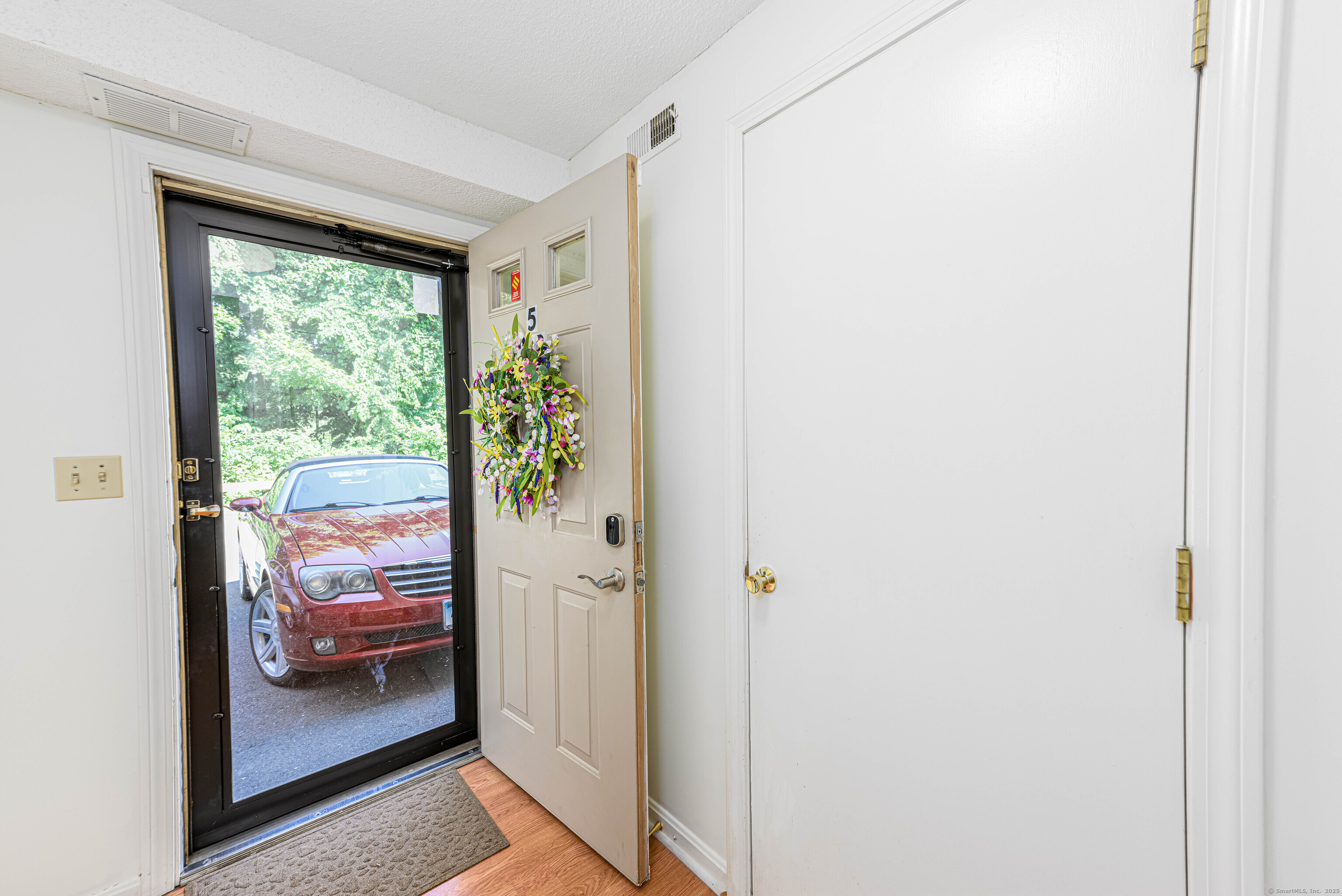 140 Thompson Street APT 5B