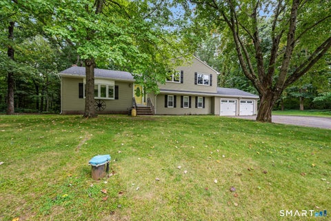 Photo of 10 Wagon Wheel Drive, Prospect, CT 06712 (MLS # 24208502)