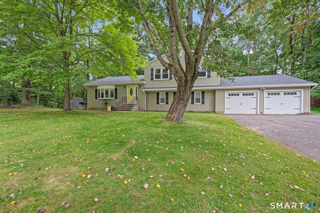 Photo of 10 Wagon Wheel Drive, Prospect, CT 06712 (MLS # 24208502)