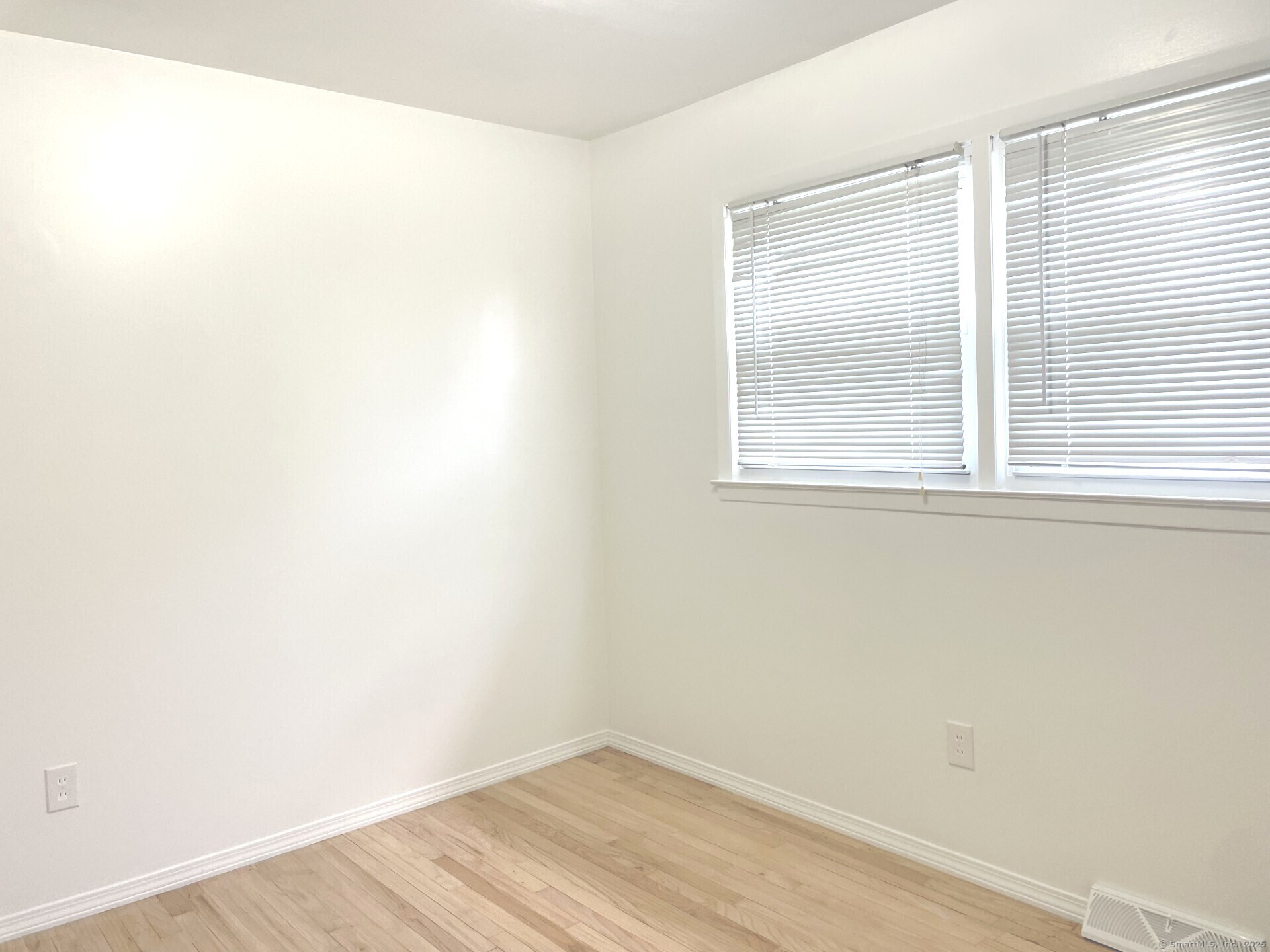 18 Knight Lane, West Haven, Connecticut image 22