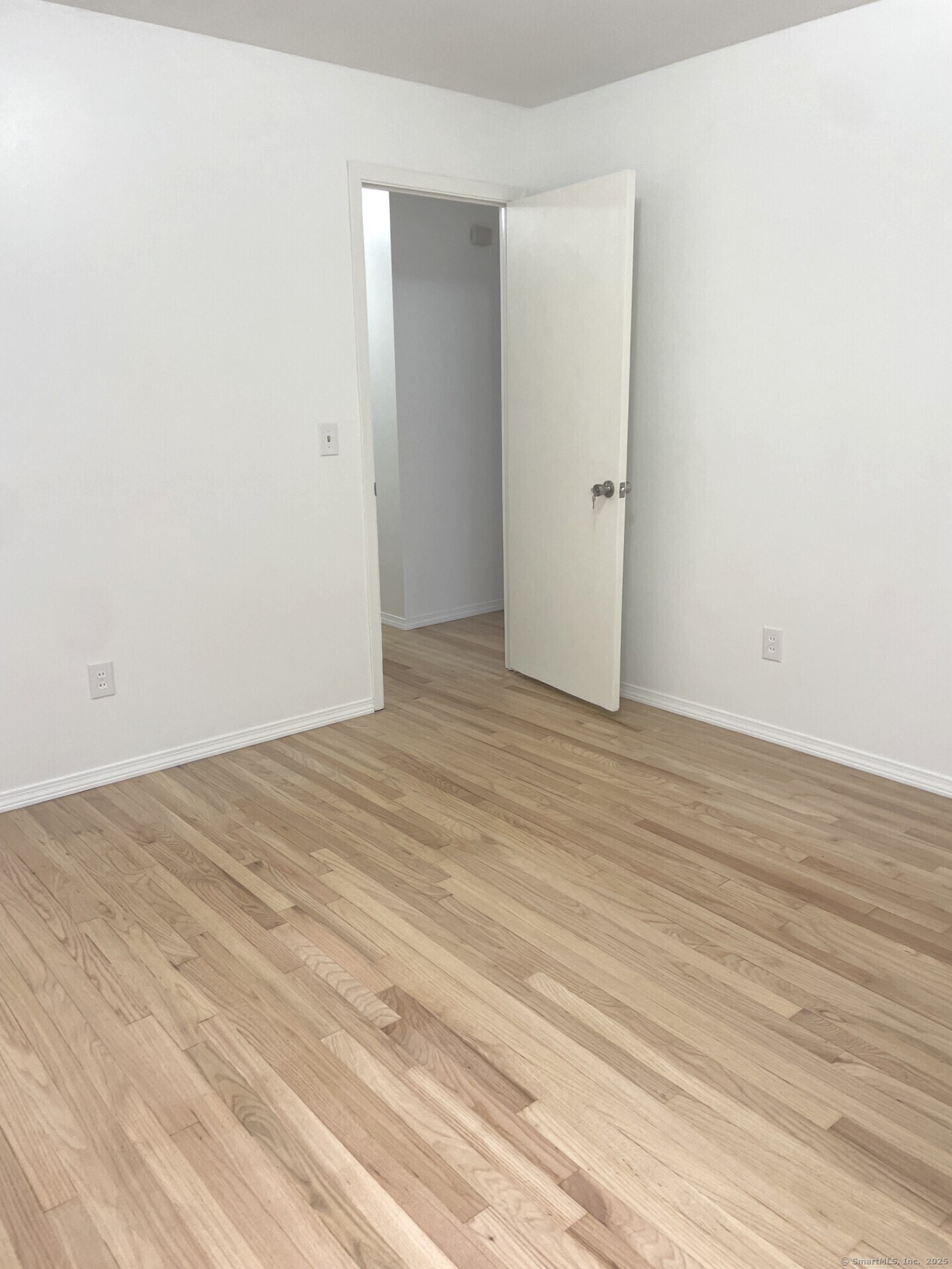 18 Knight Lane, West Haven, Connecticut image 17
