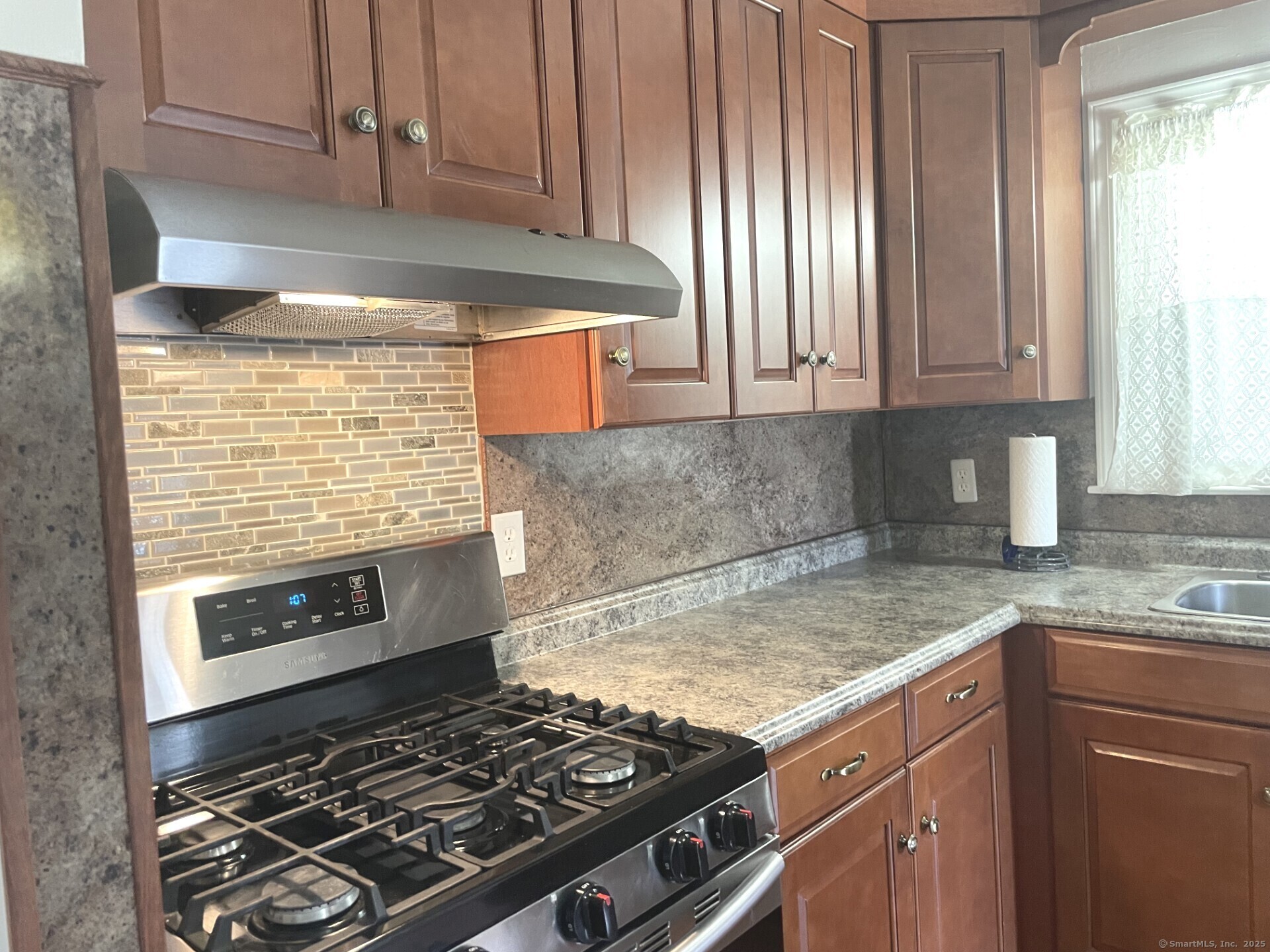 18 Knight Lane, West Haven, Connecticut image 11