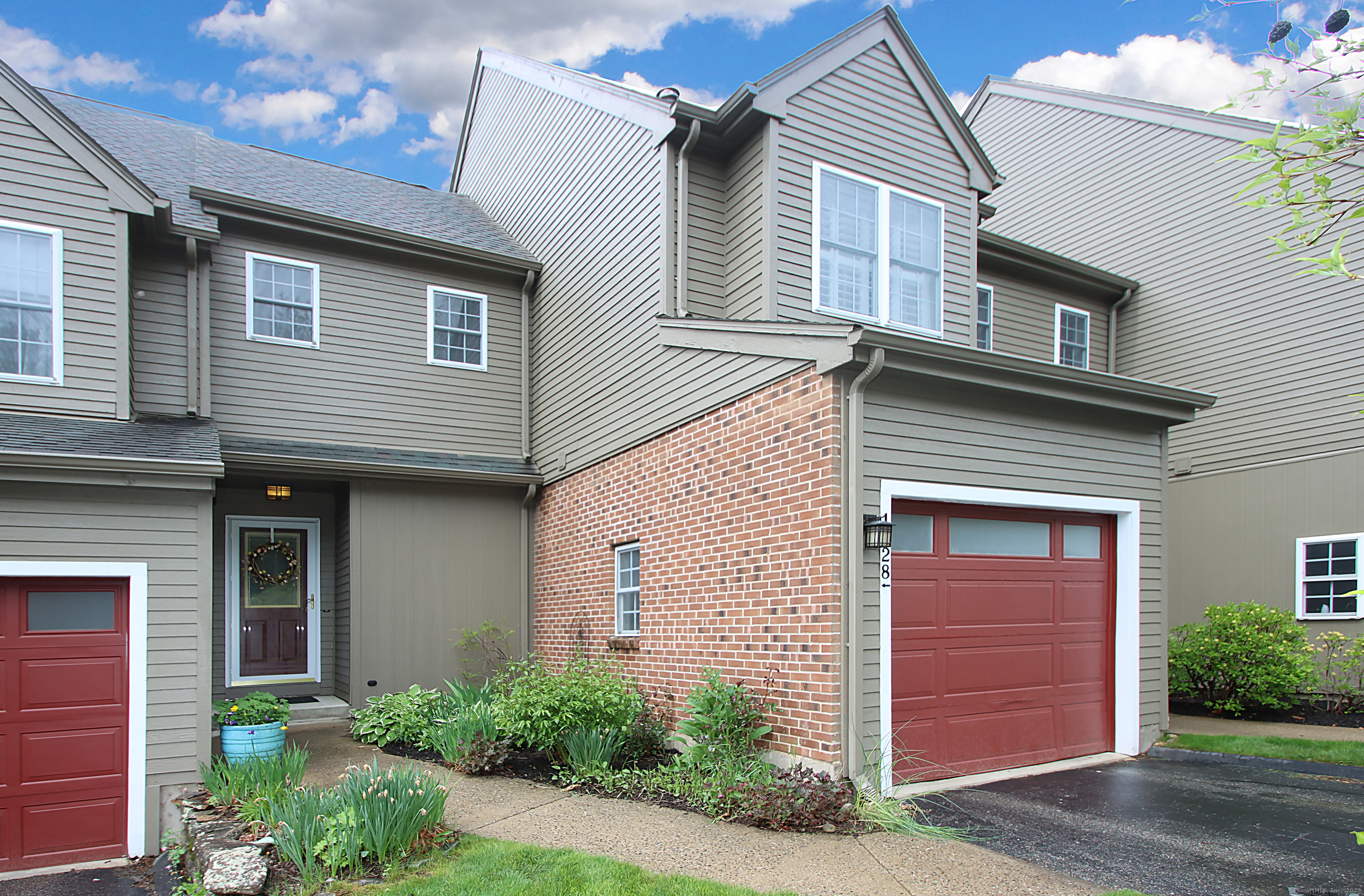10 Depot Road 28