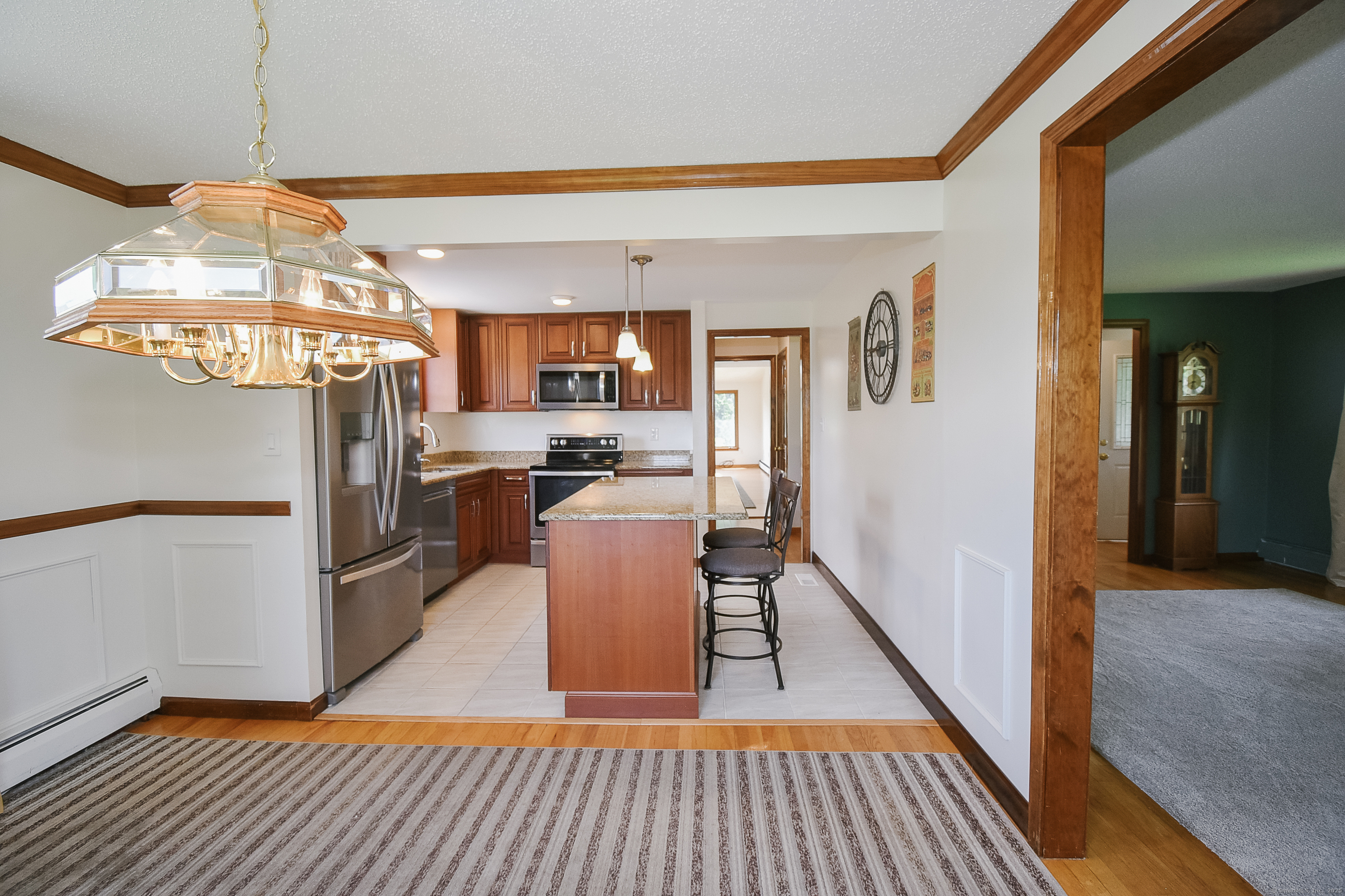 992 Hill Street, Bristol, Connecticut image 12