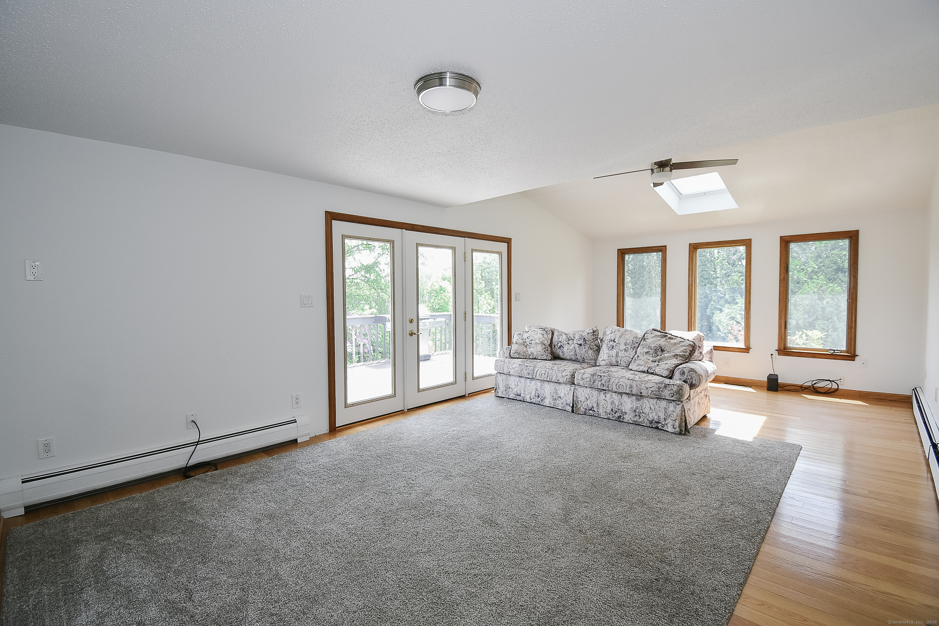992 Hill Street, Bristol, Connecticut image 20