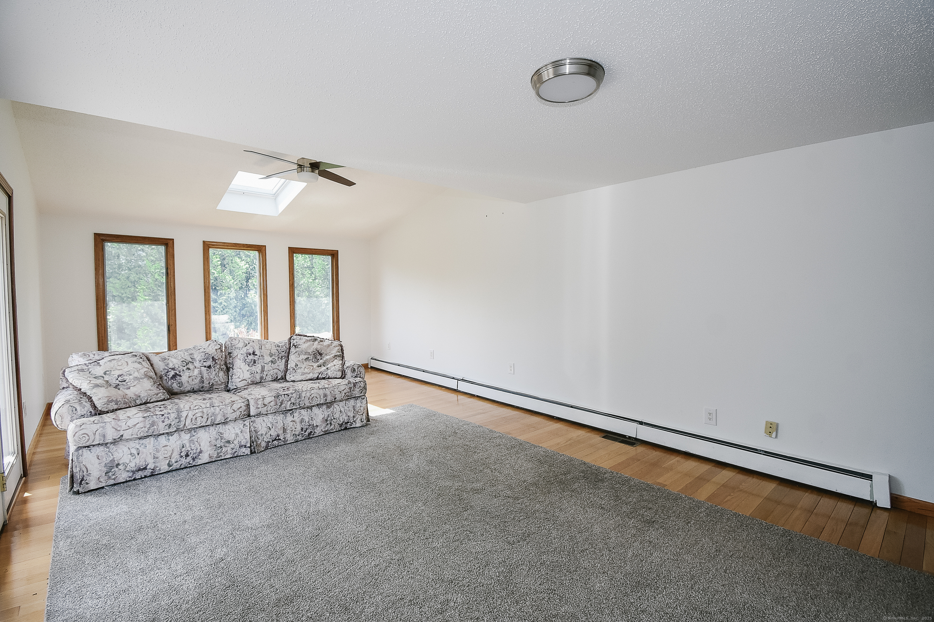 992 Hill Street, Bristol, Connecticut image 22