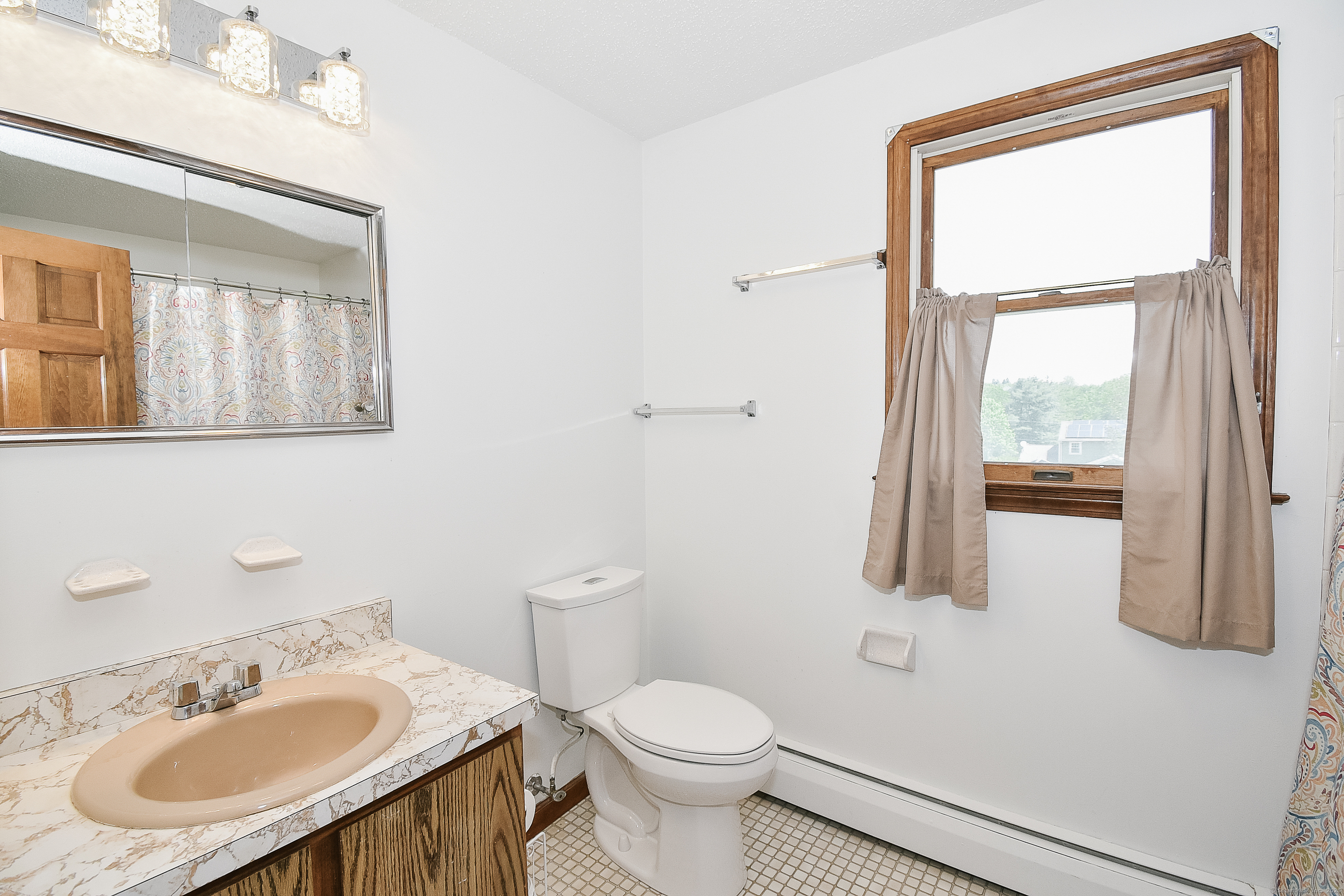 992 Hill Street, Bristol, Connecticut image 37