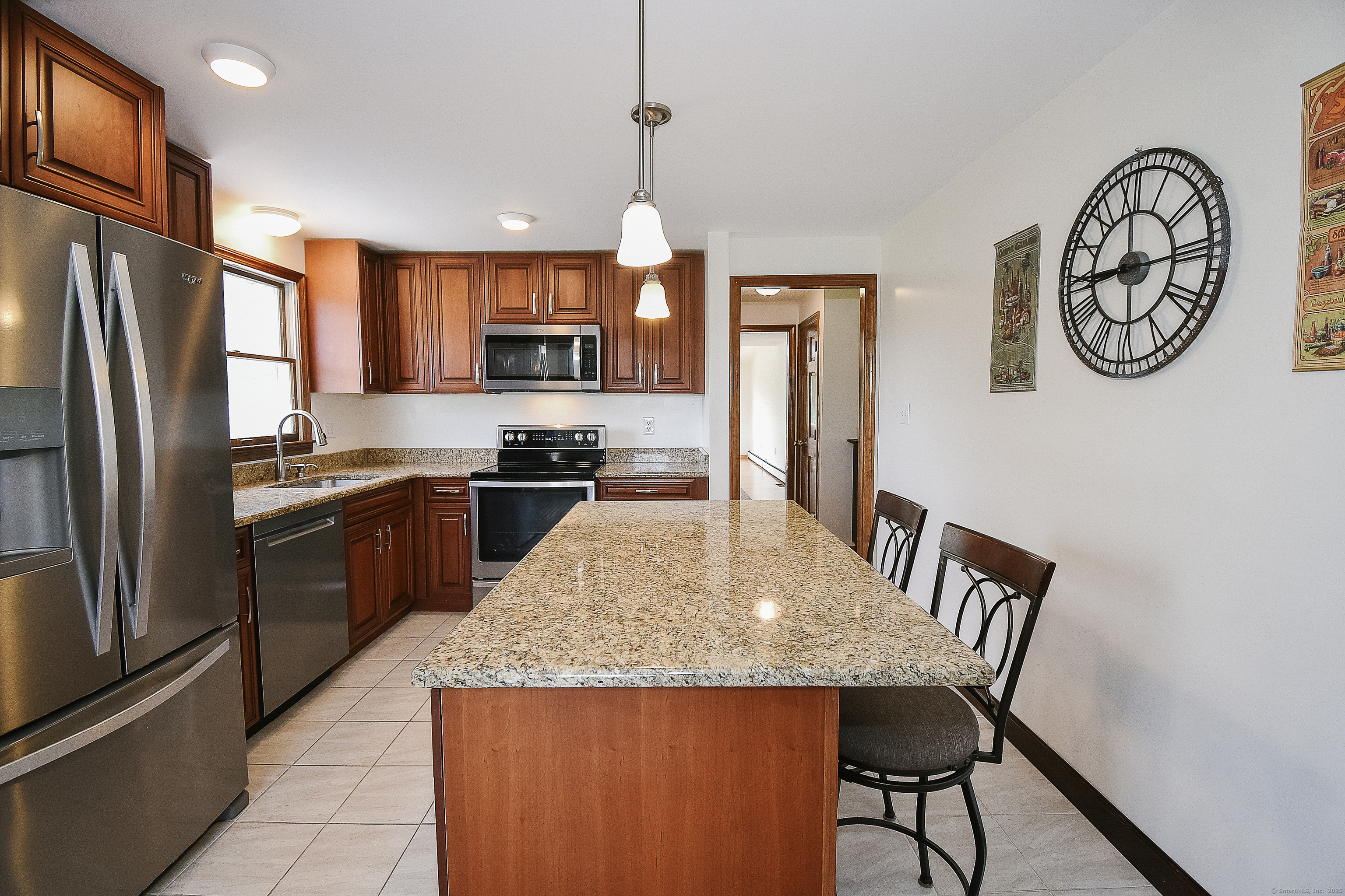 992 Hill Street, Bristol, Connecticut image 15
