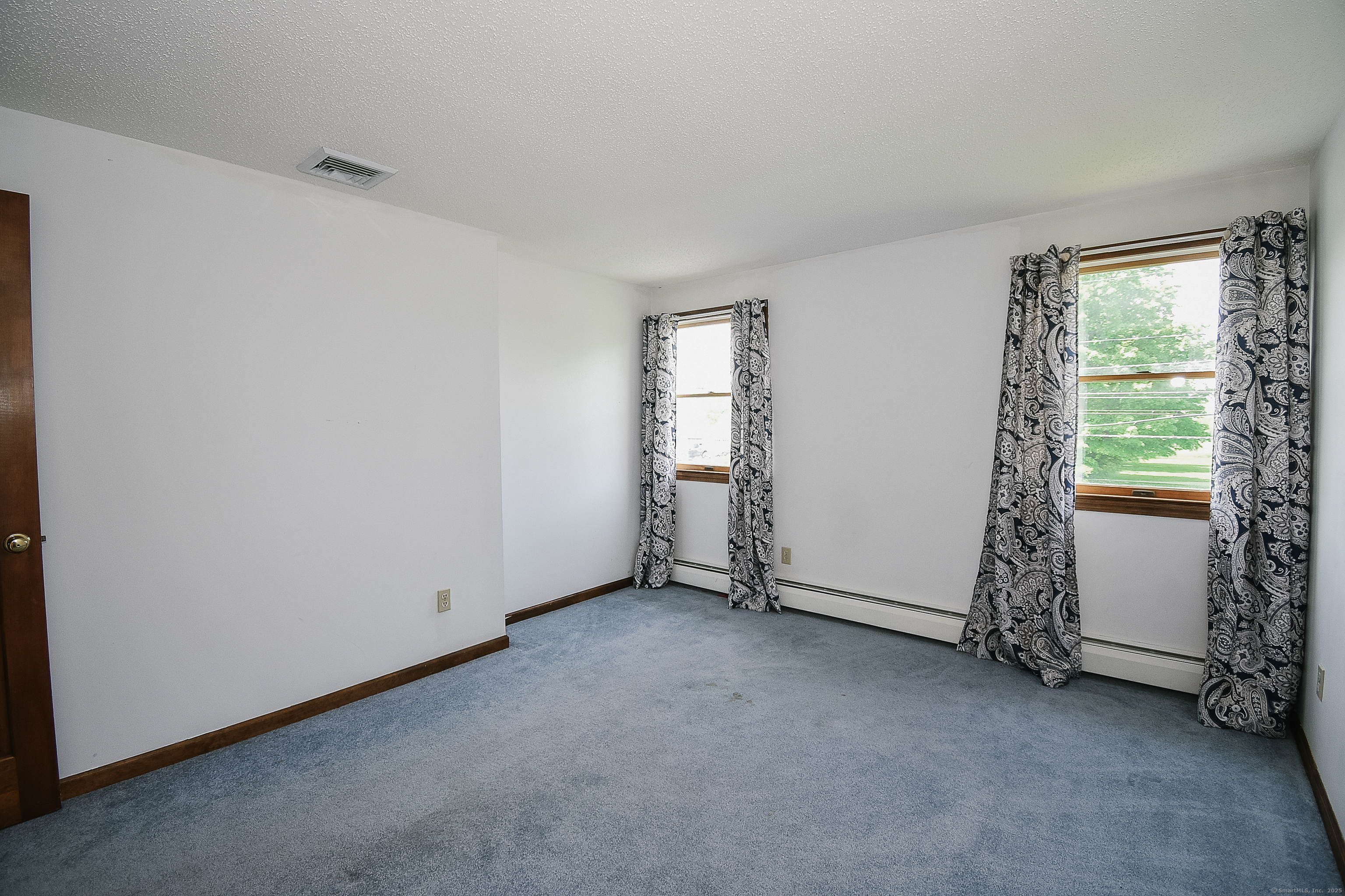 992 Hill Street, Bristol, Connecticut image 29