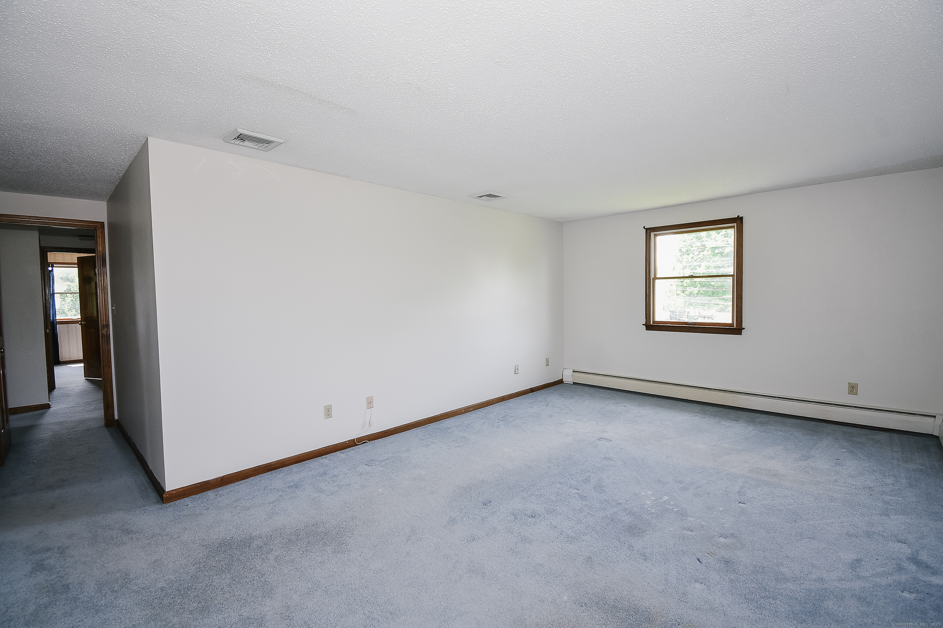 992 Hill Street, Bristol, Connecticut image 24