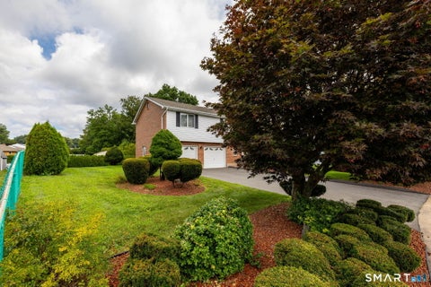 Tiny photo for 15 Colonial Drive, Wethersfield, CT 06109 (MLS # 24208825)