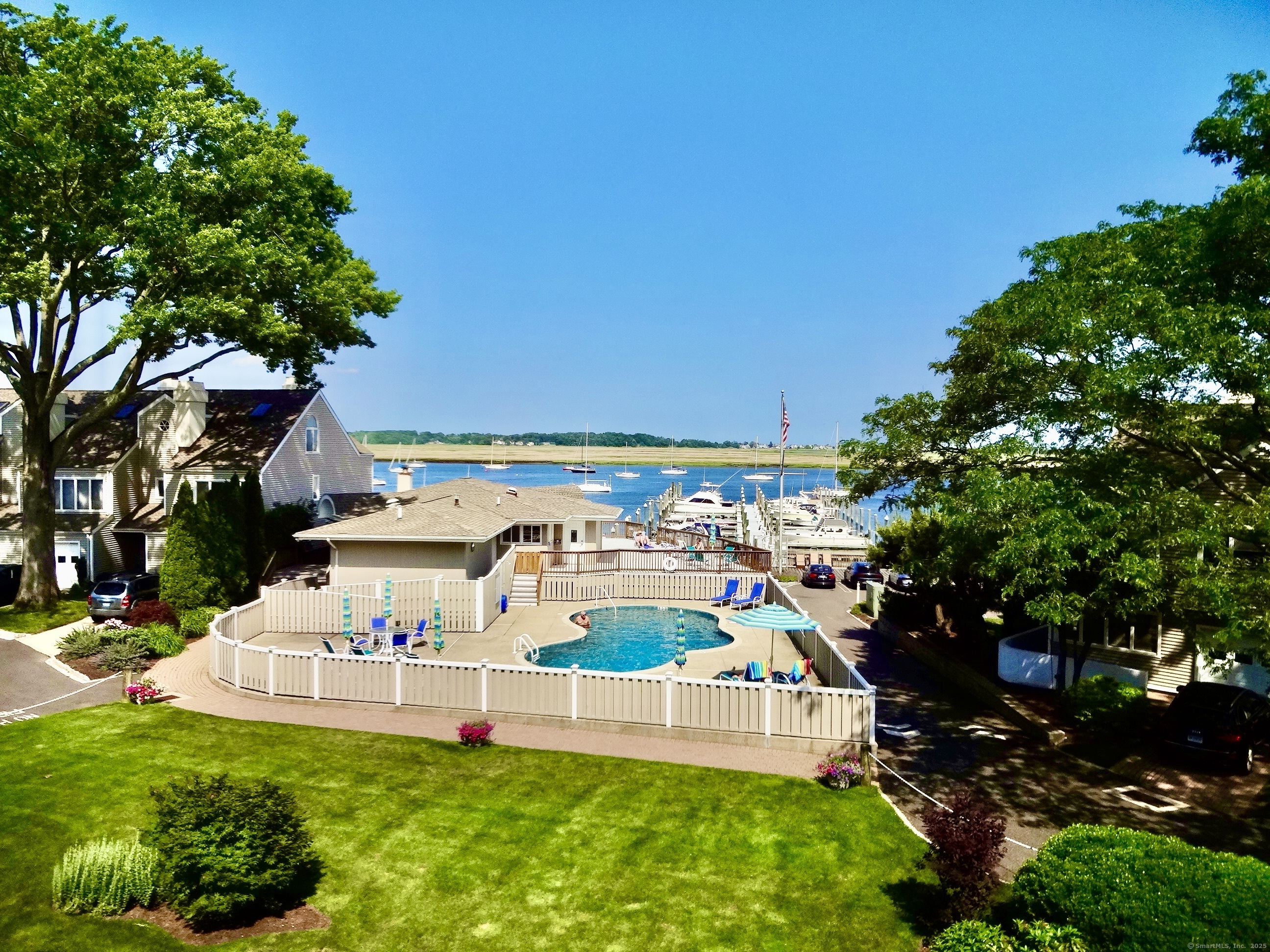 73 Harbour View Place 73