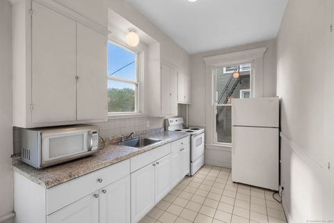 Photo of 113 East Main Street #5, New Haven, CT 06450 (MLS # 24136159)