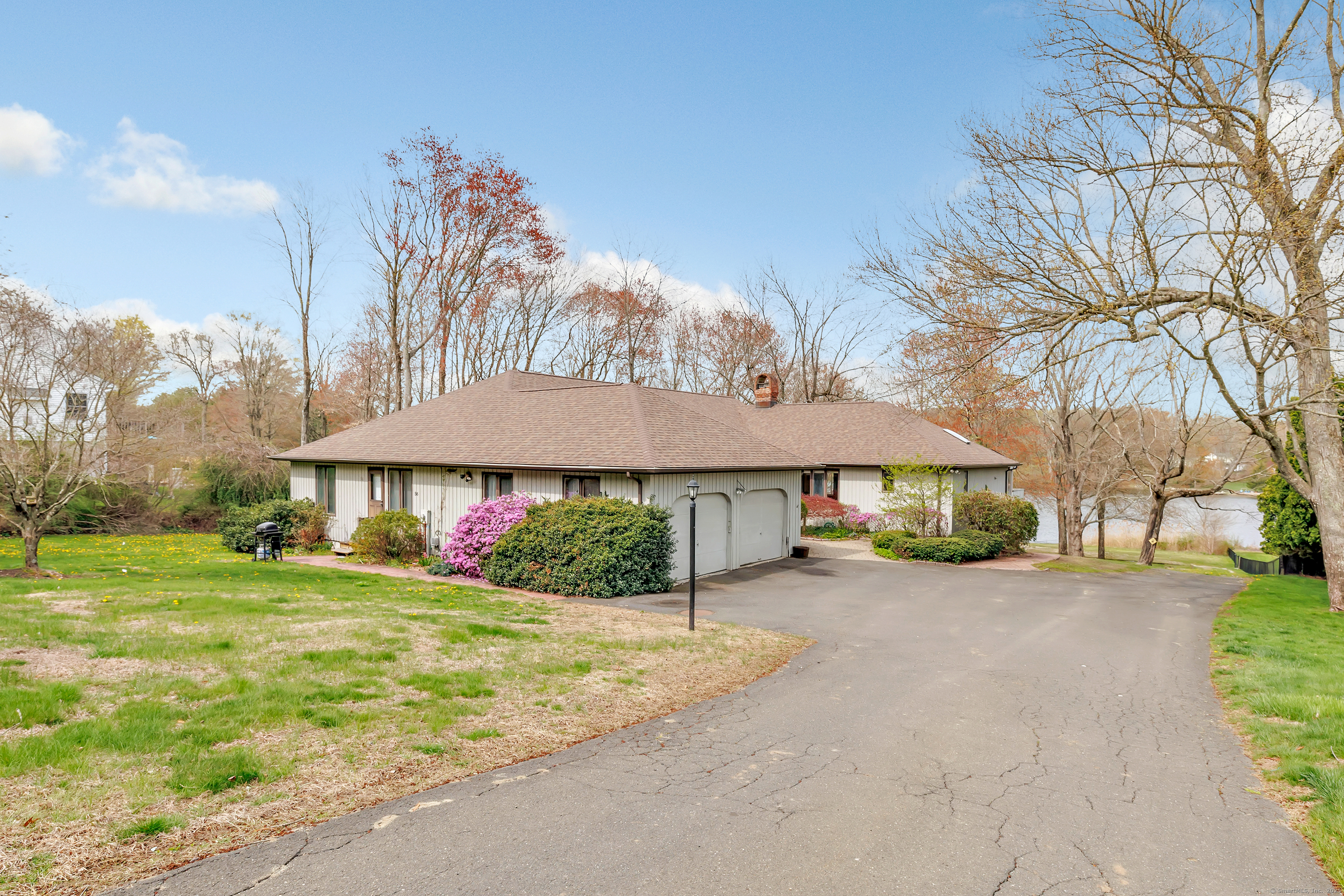Property for Sale at Flint Ridge Road, Monroe, Connecticut - Bedrooms: 4 
Bathrooms: 4.5 
Rooms: 7  - $750,000