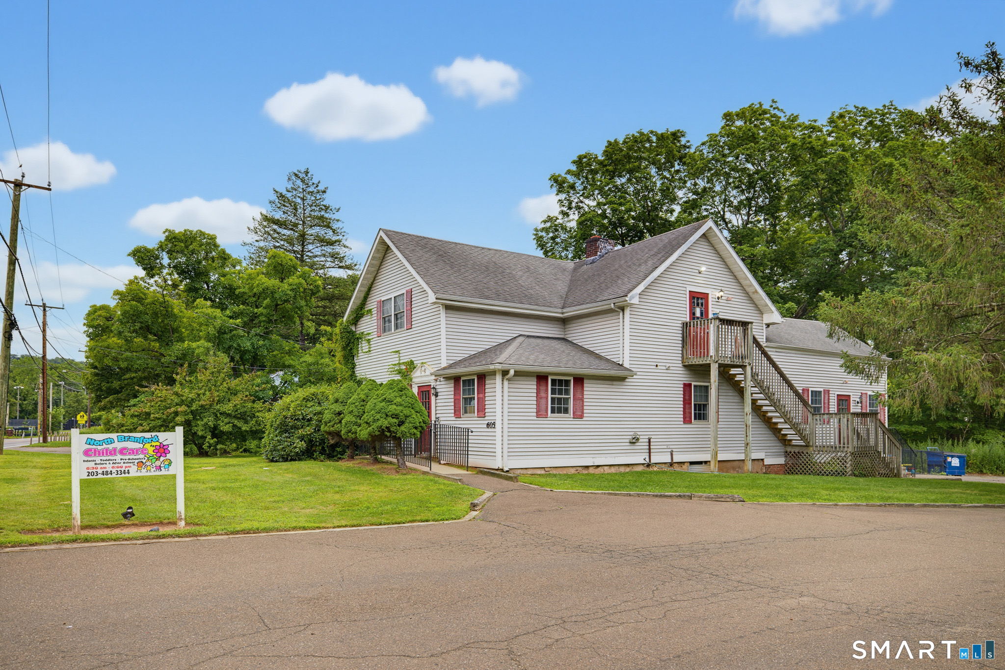 605 Foxon Road