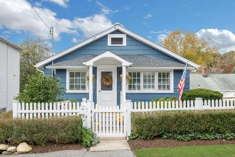 Photo of 19 William Street, Darien, CT 06820 (MLS # 24134820)