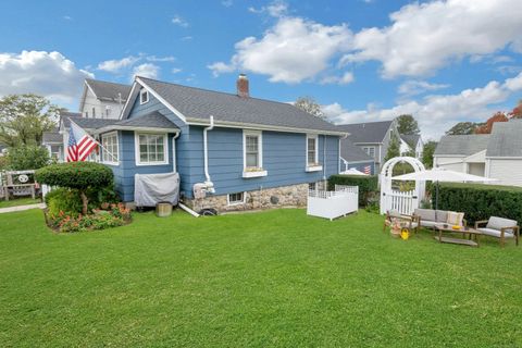 Tiny photo for 19 William Street, Darien, CT 06820 (MLS # 24134820)