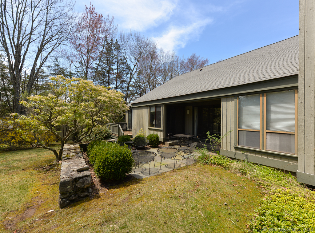 11 Heritage Crest #B, Southbury, Connecticut image 11