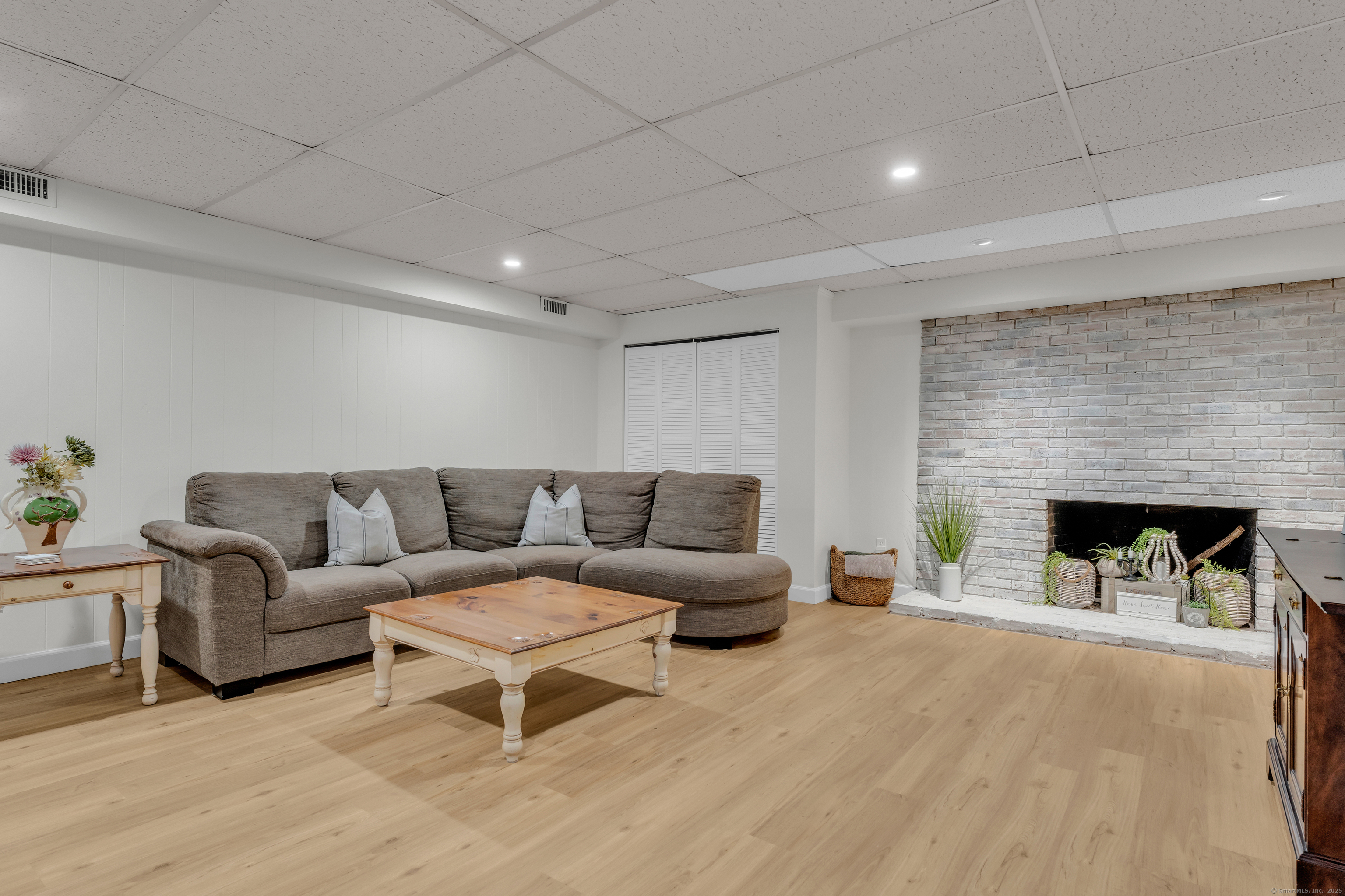 1864 Shepard Avenue, Hamden, Connecticut image 31