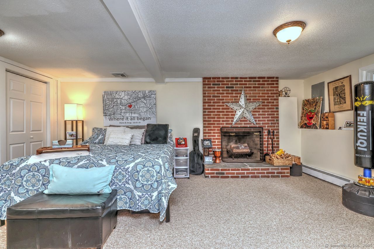 6 Snowapple Lane, Milford, Connecticut image 27