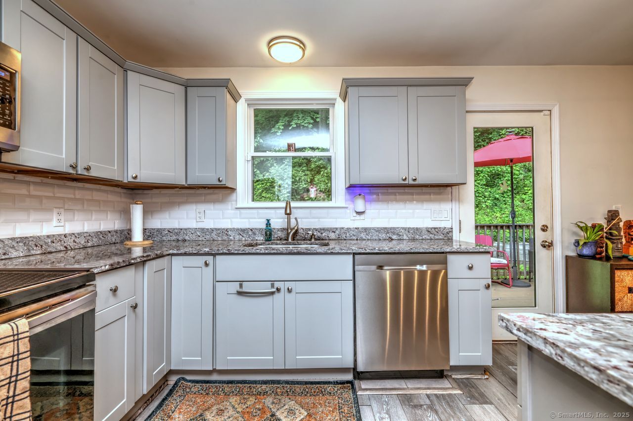 6 Snowapple Lane, Milford, Connecticut image 13