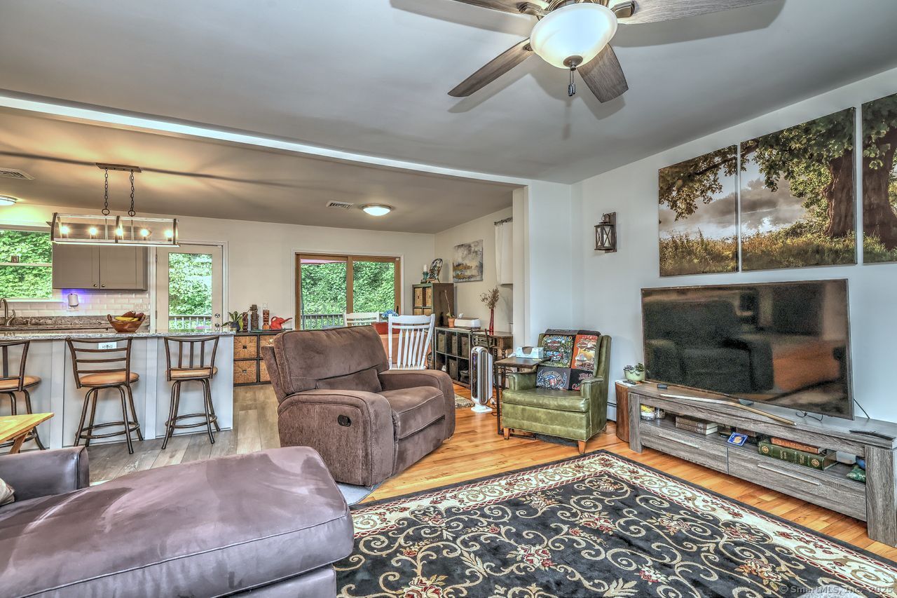 6 Snowapple Lane, Milford, Connecticut image 5