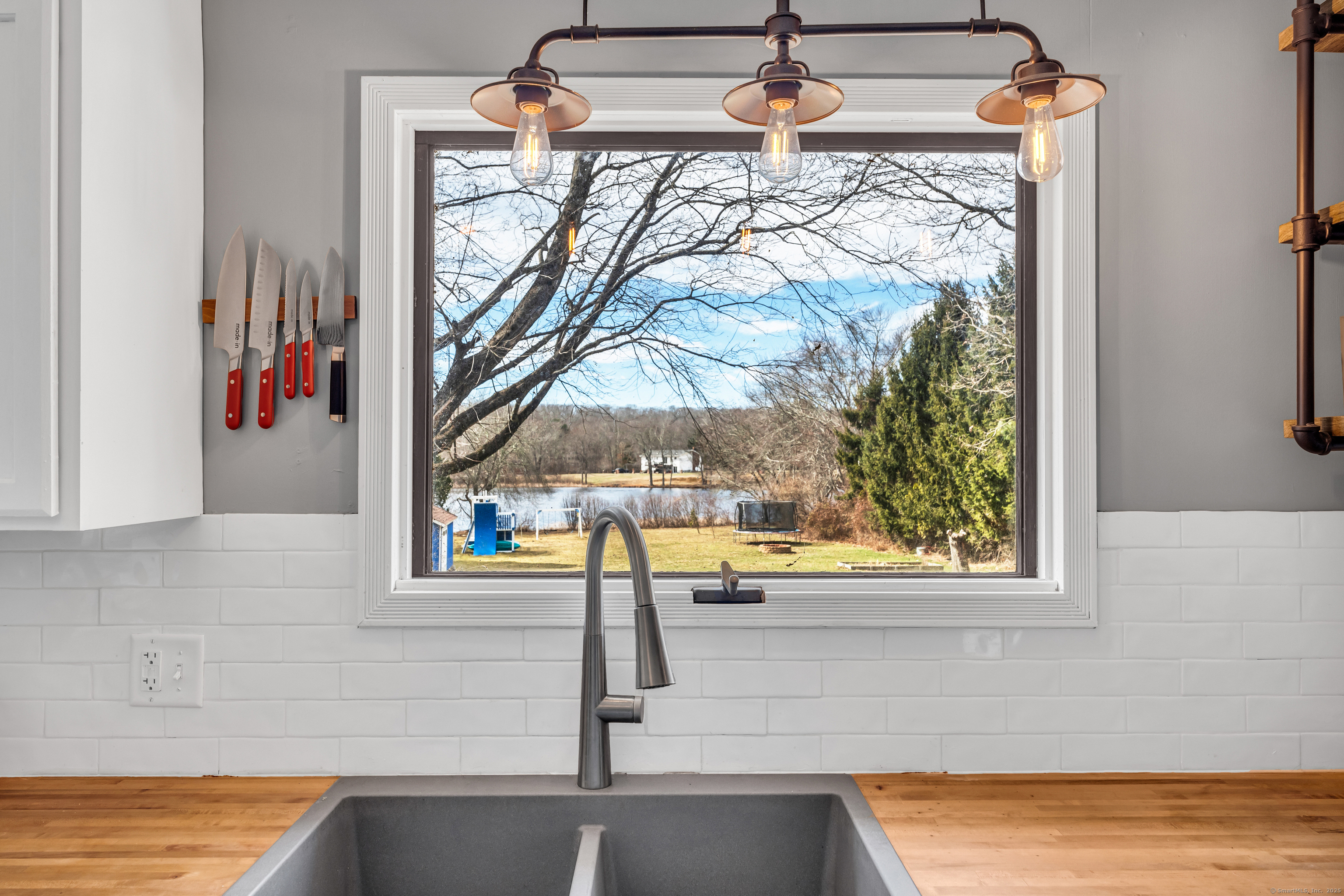 128 Flanders Road, East Lyme, Connecticut image 10
