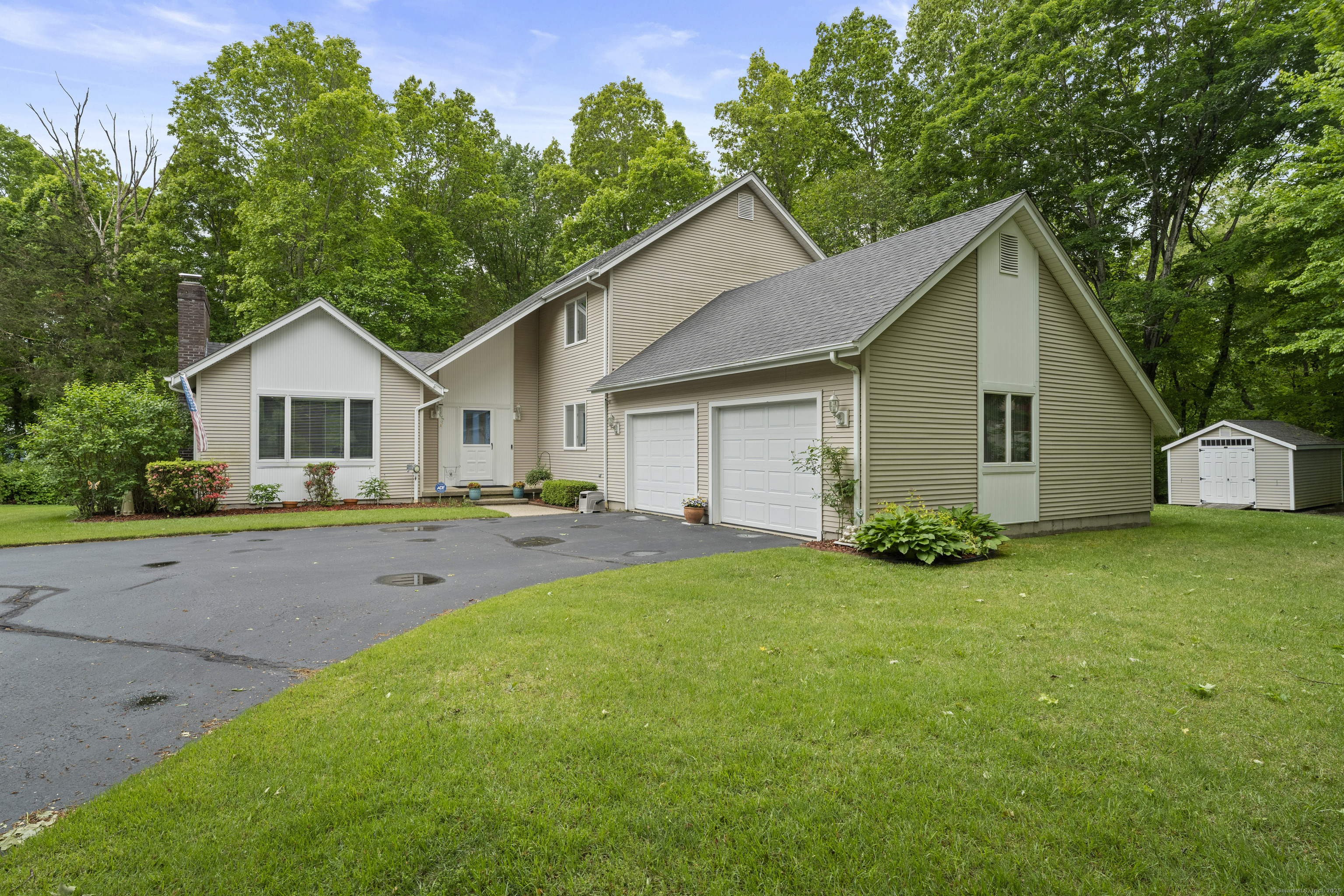 21 Corrina Lane, Salem, Connecticut image 3