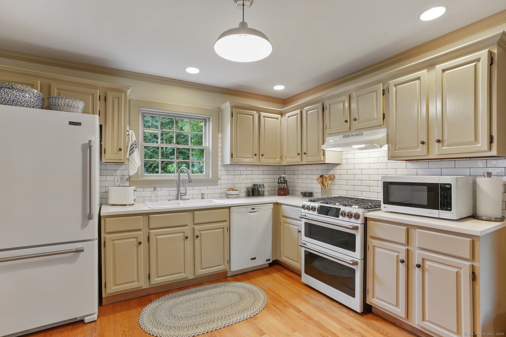 10 Farm Court, Bethel, Connecticut image 9