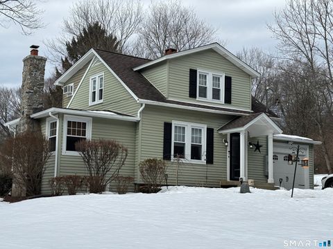 Photo of 22 Driftway Road, Danbury, CT 06811 (MLS # 24156053)