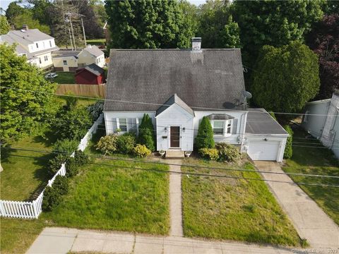 Photo of 59 Aitchison Drive, New London, CT 06320 (MLS # 24161122)