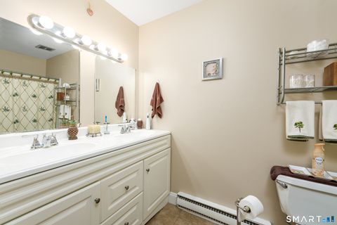 Tiny photo for 9 Hemlock Court #9, Cromwell, CT 06416 (MLS # 24190673)