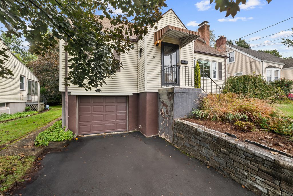 Photo of 54 Jackson Avenue, West Hartford, CT 06110 (MLS # 24132360)