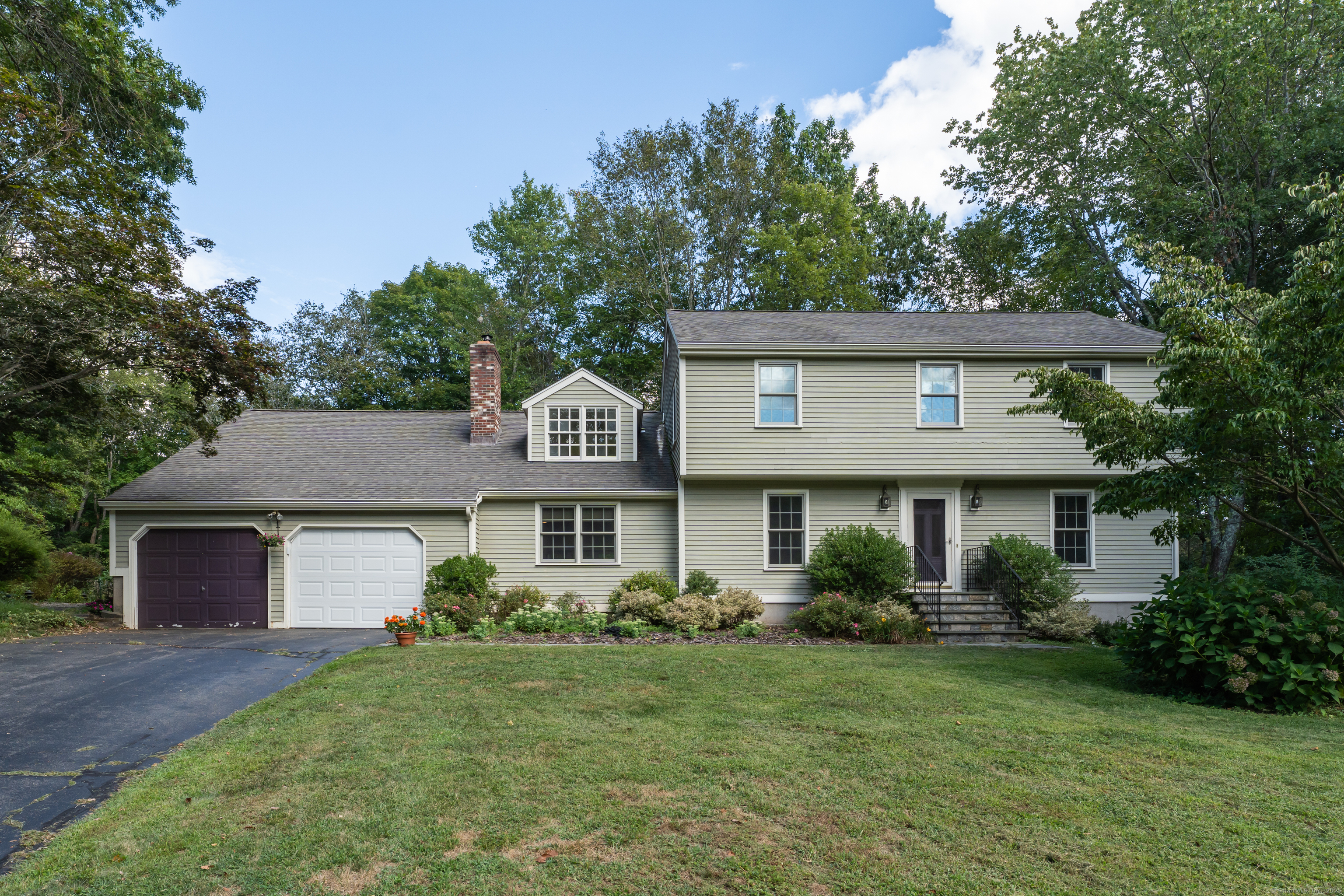 221 Northwood Drive