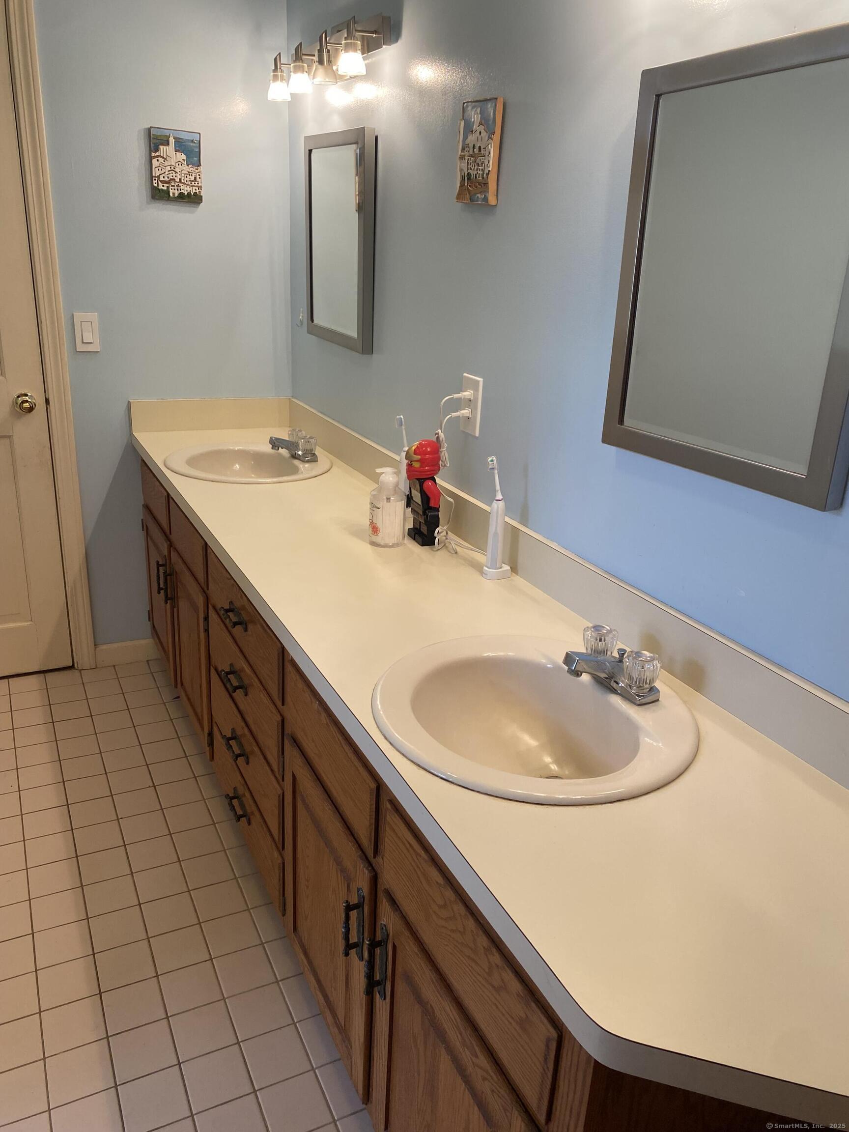 104 Barnes Hill Road, Burlington, Connecticut image 38
