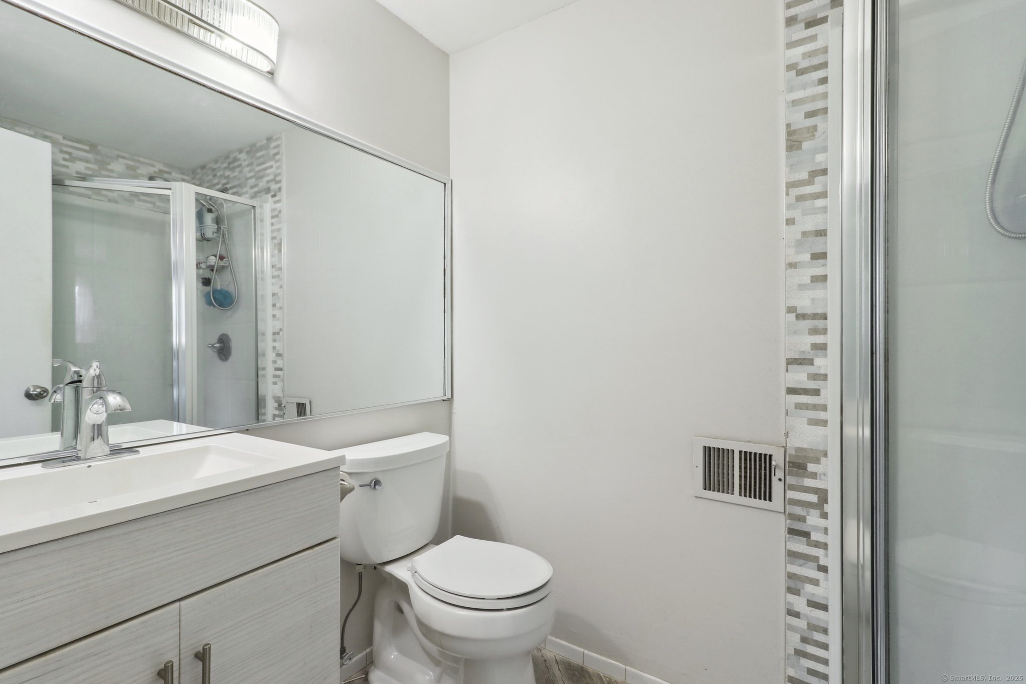 80 Ambassador Drive #B, Manchester, Connecticut image 17