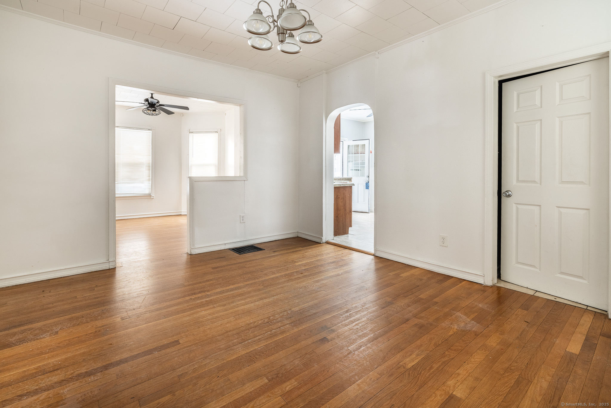115 Whitney Avenue, Bridgeport, Connecticut image 11