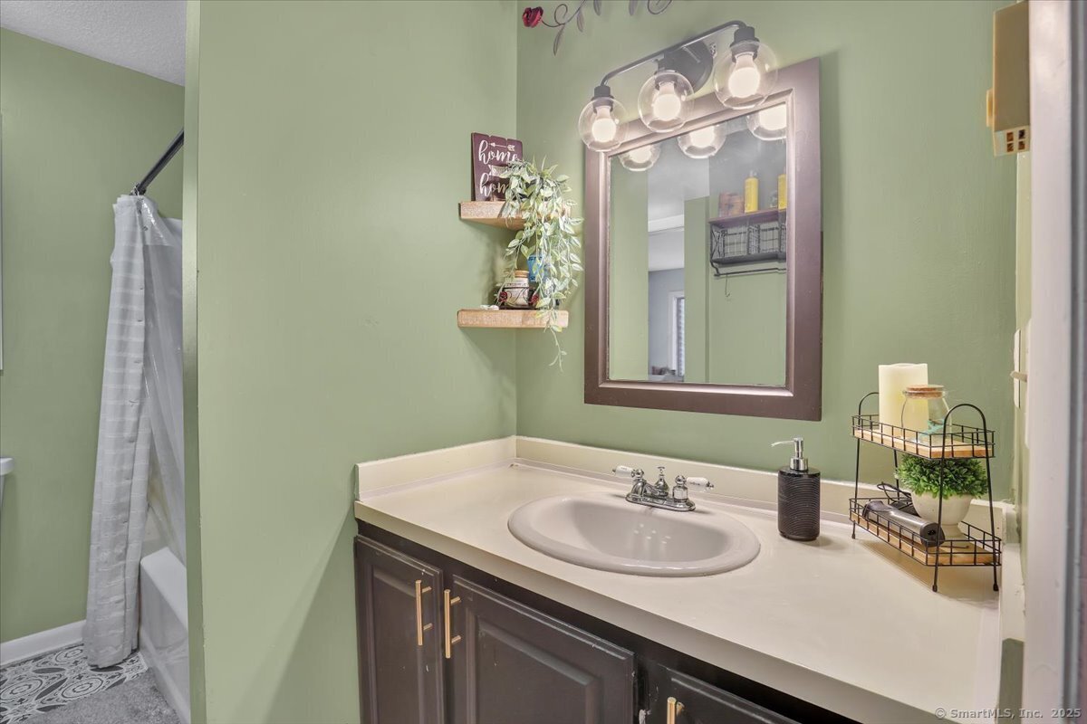 44 Tolland Avenue #APT 19, Stafford, Connecticut image 15