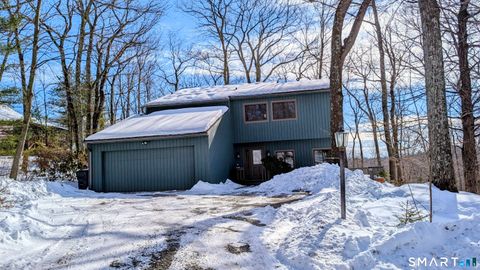 Photo of 3 Contemporary Drive, Danbury, CT 06811 (MLS # 24143035)