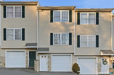 Photo of 135 Bucks Hill Road #APT 10, Waterbury, CT 06704 (MLS # 24146142)