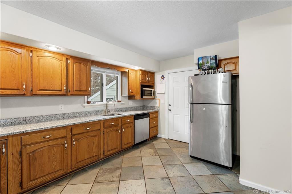 119 Fairwood Road, Bethany, Connecticut image 8
