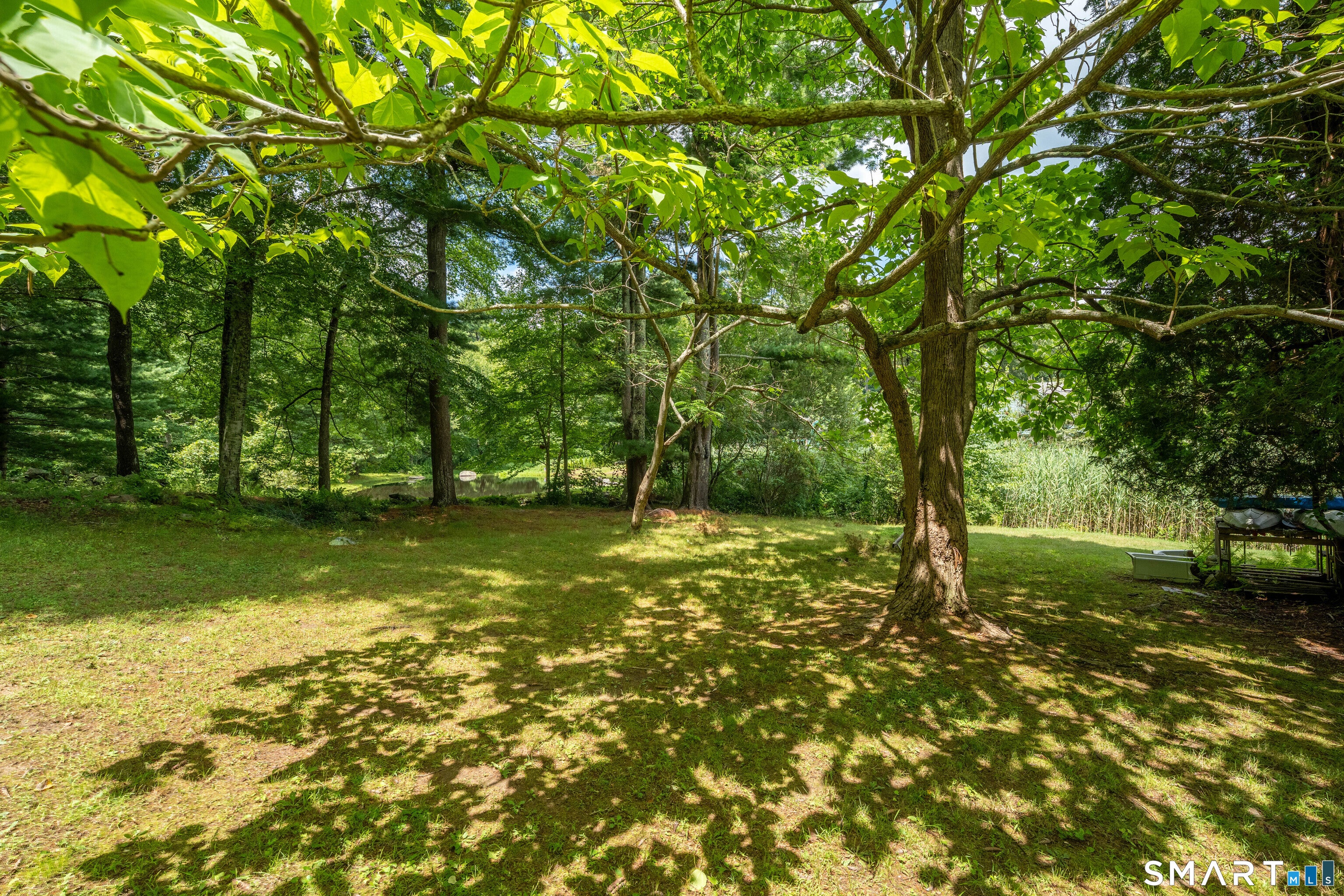 883 River Road