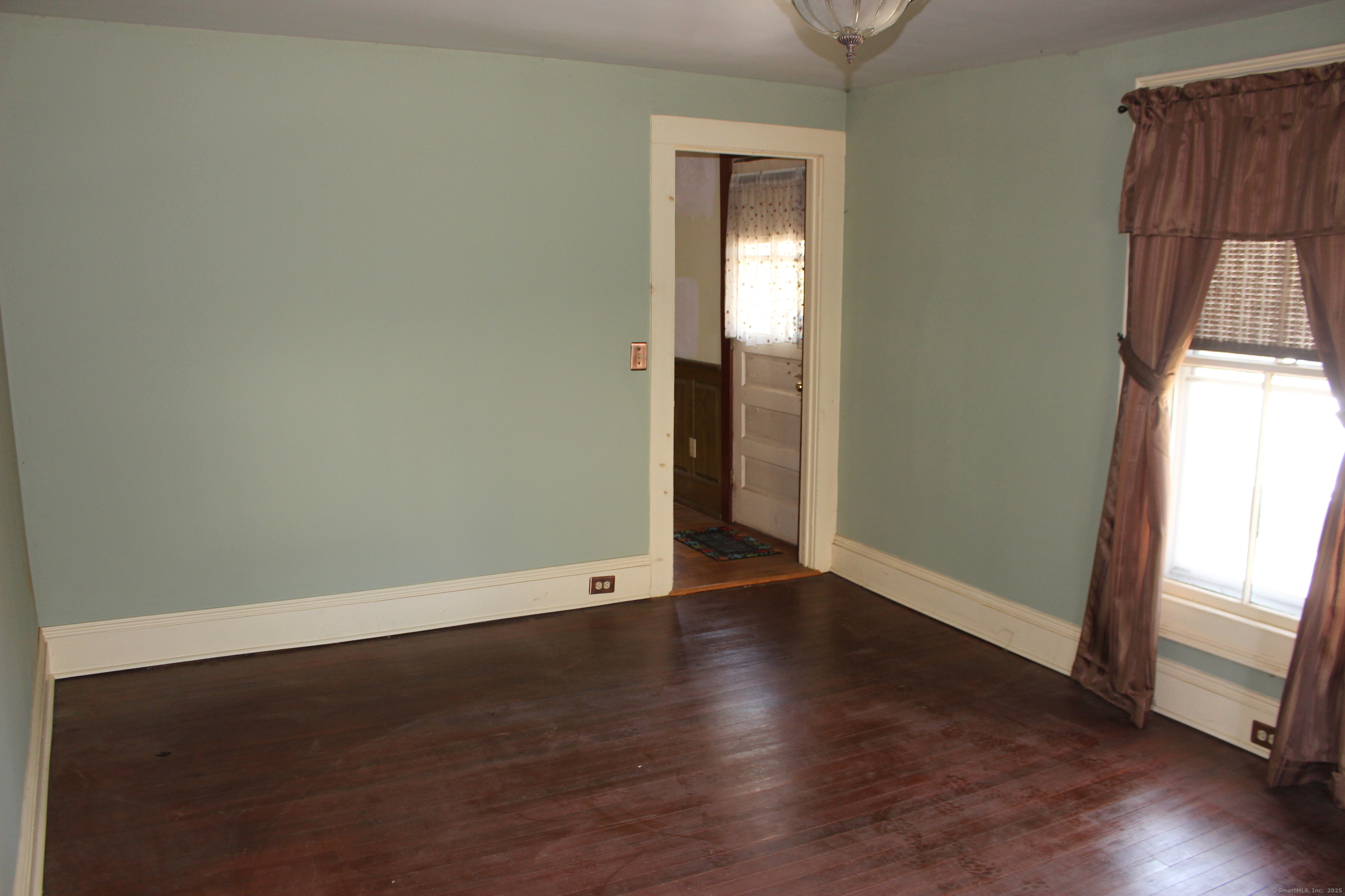 107 Whiting Street, Plainville, Connecticut image 9