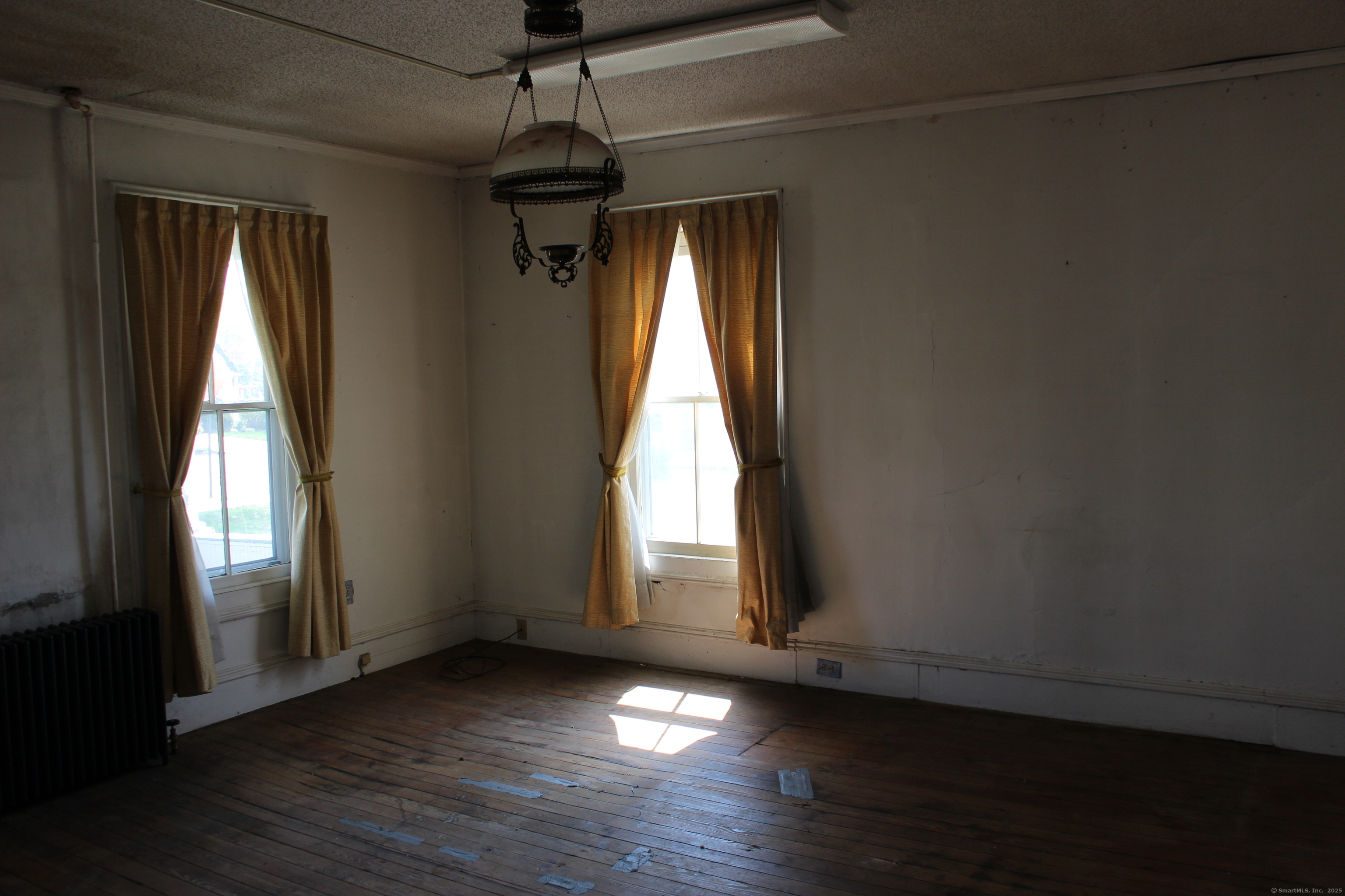 107 Whiting Street, Plainville, Connecticut image 16