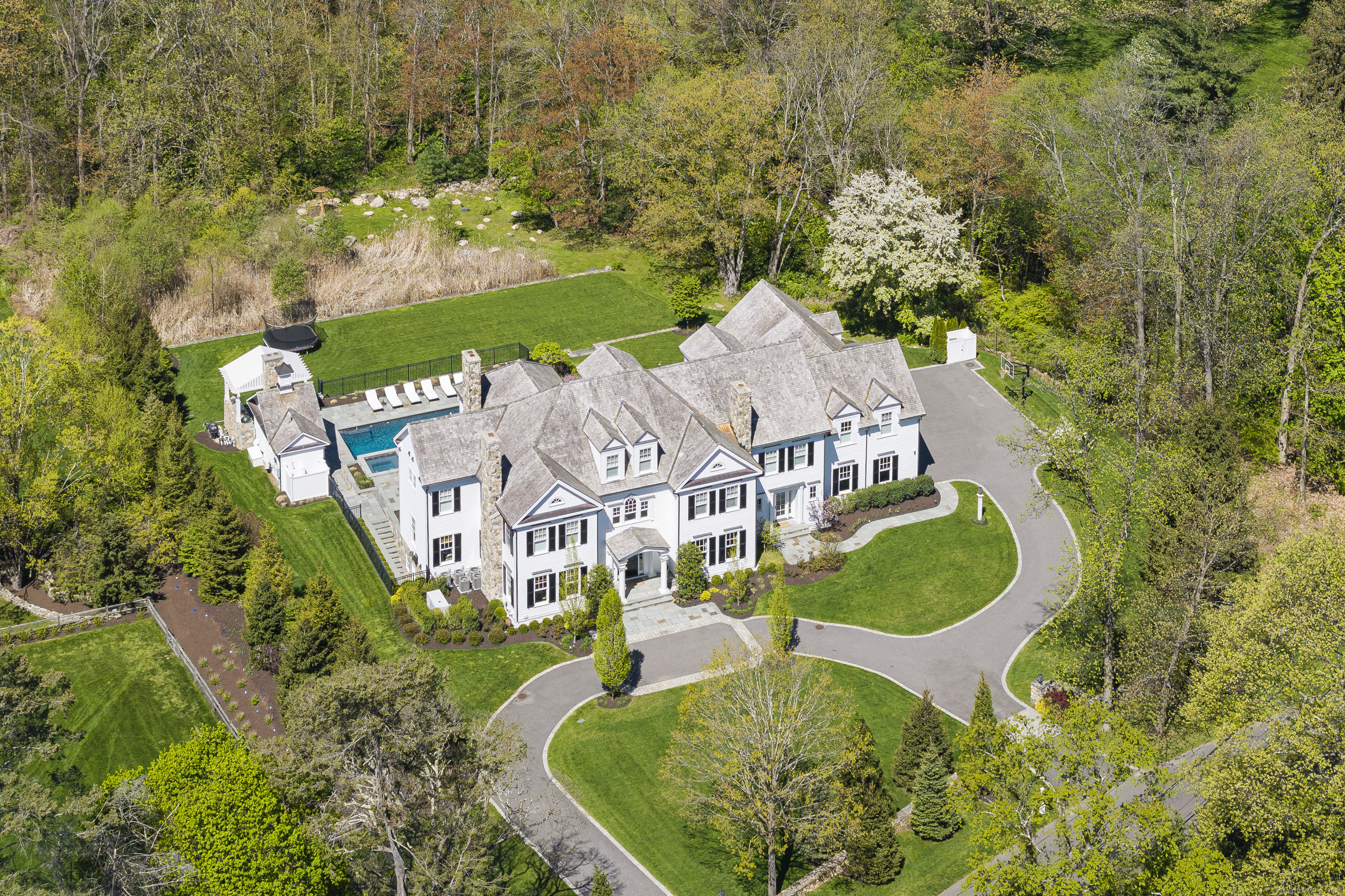 Hemlock Hill Road, New Canaan, Connecticut - 6 Bedrooms  
8.5 Bathrooms  
16 Rooms - 