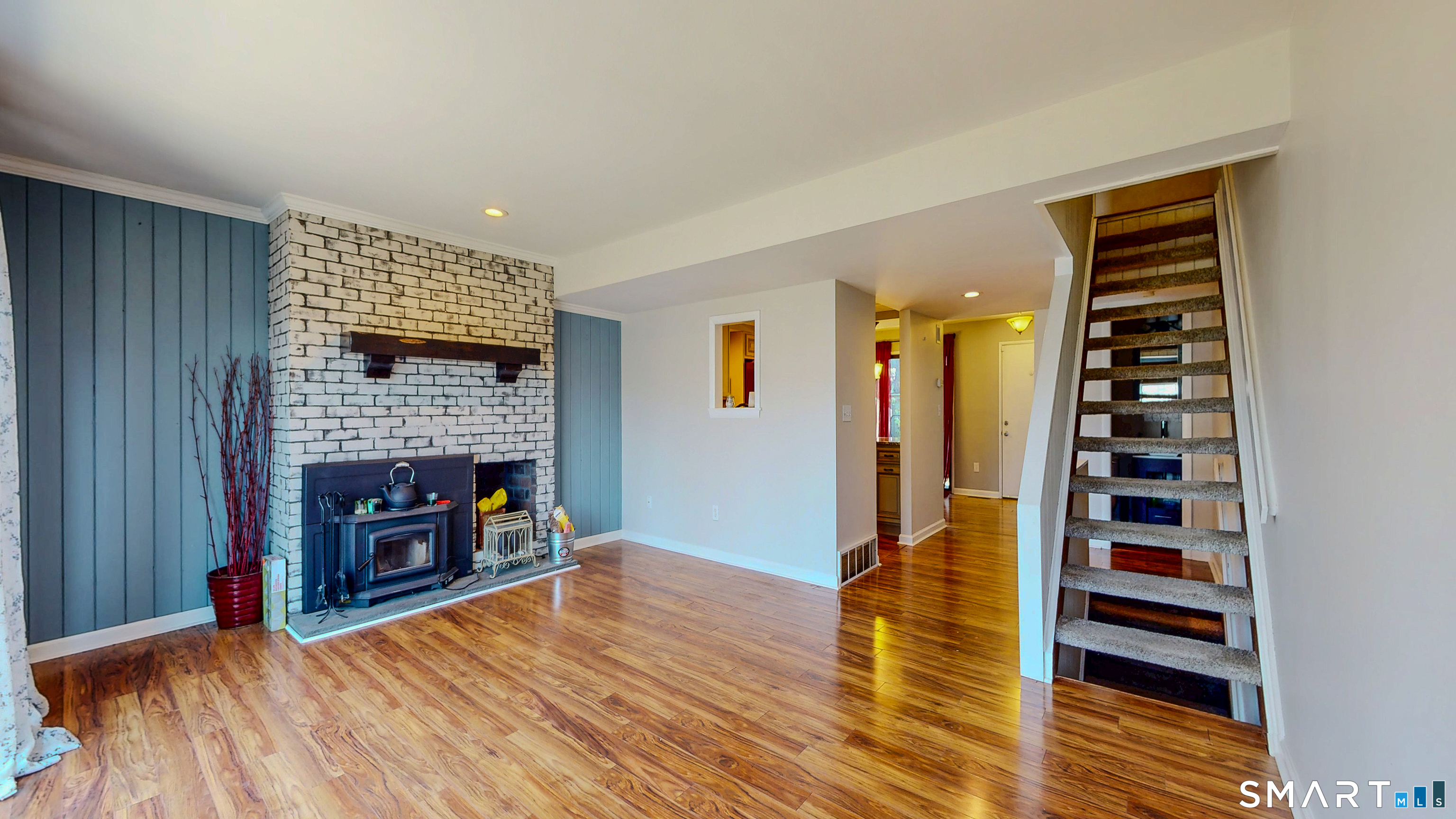 54 Clubhouse Drive 54