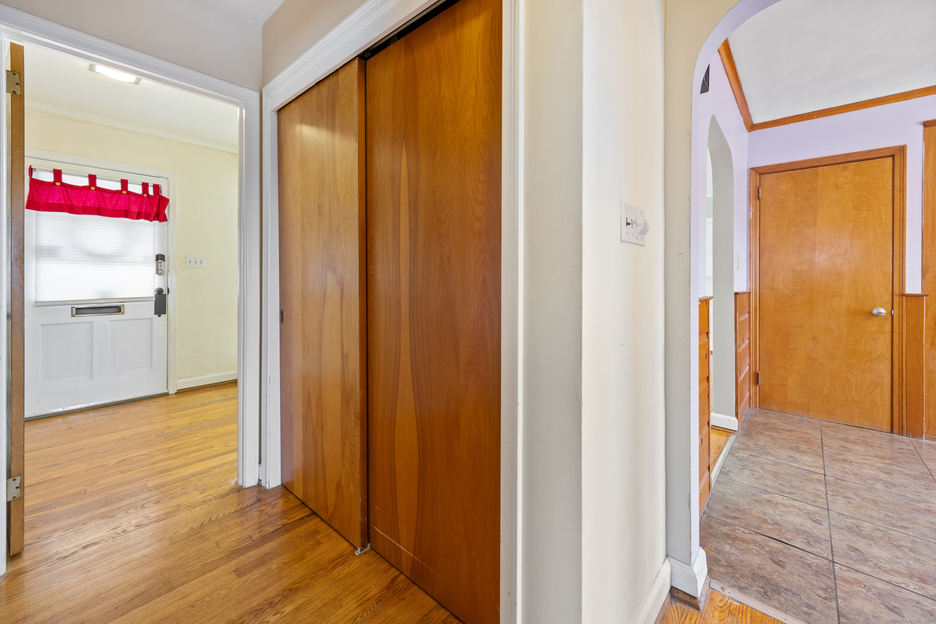 207 Oakland Street, Bristol, Connecticut image 11