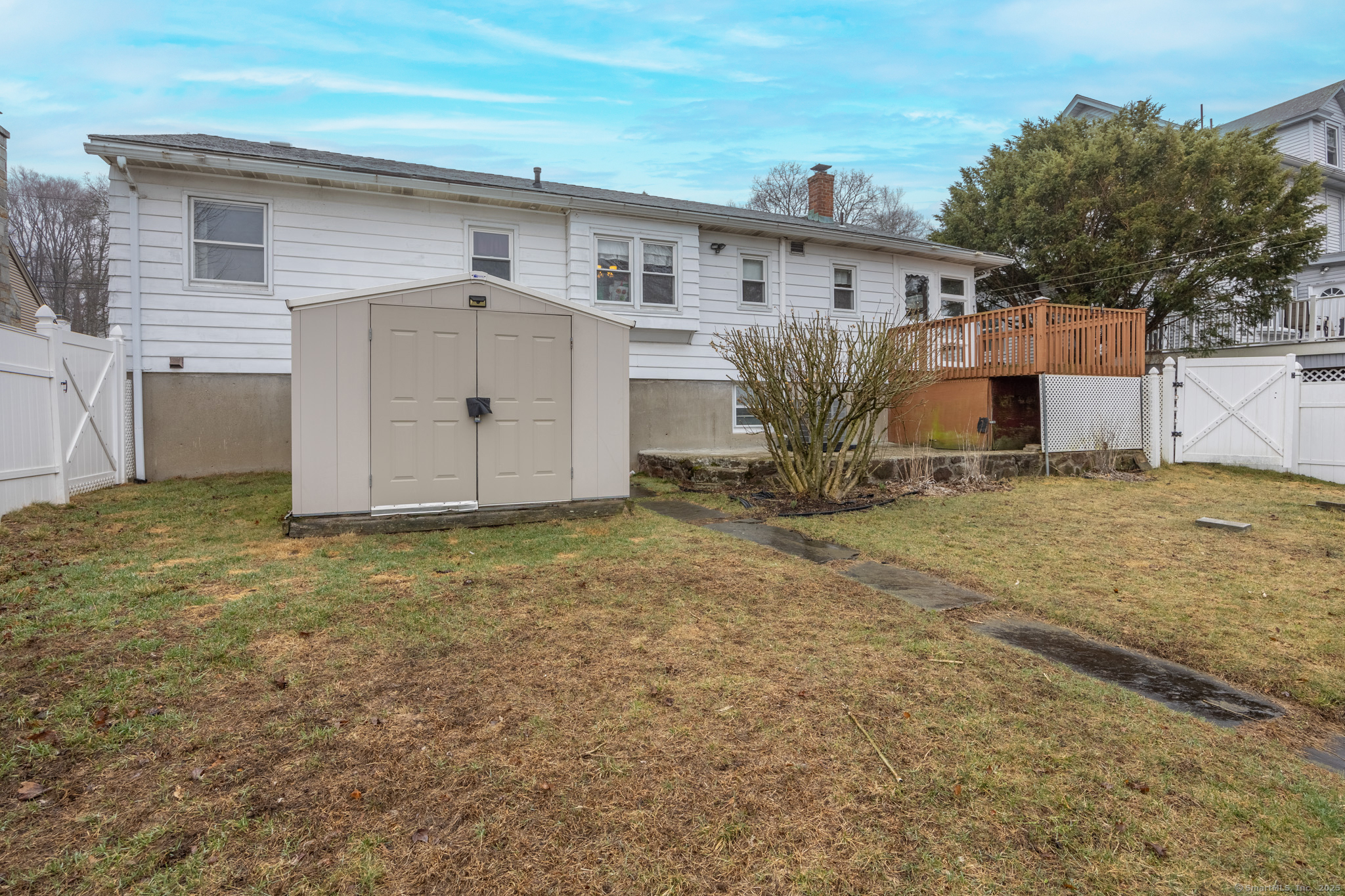 207 Oakland Street, Bristol, Connecticut image 4