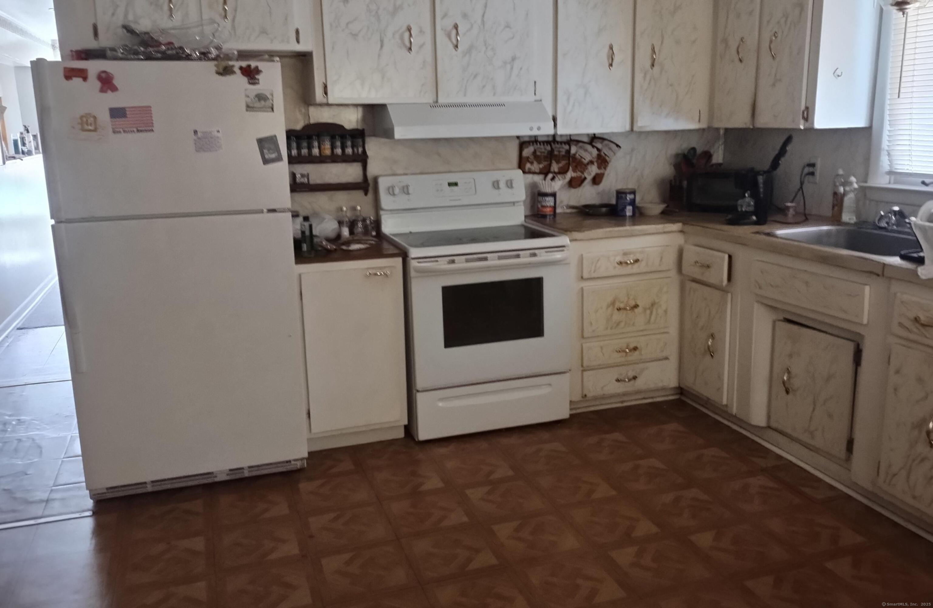58 Auburn Street, Stratford, Connecticut image 2
