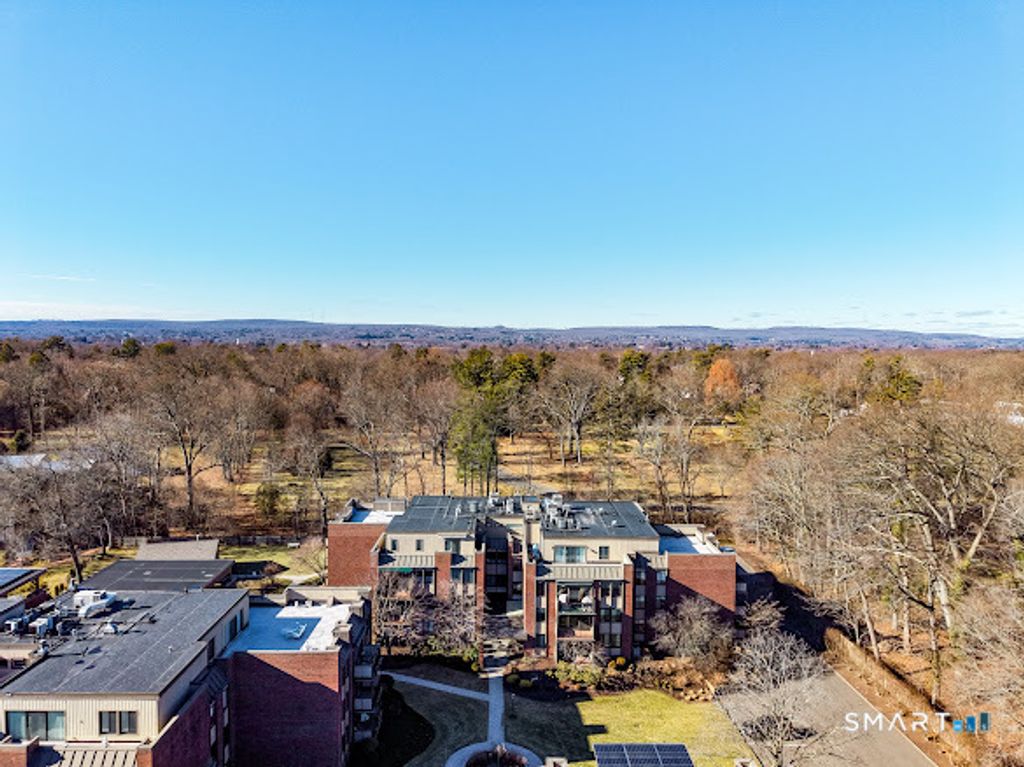 Photo of 799 Prospect Avenue #APT C6, West Hartford, CT 06105 (MLS # 24149862)